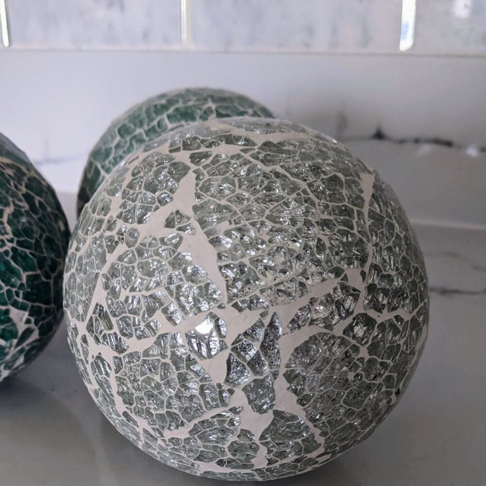 5 Decorative Orbs set, 4 Inch Decorative Balls Glass Mosaic Sphere Balls - Picture 5 of 7